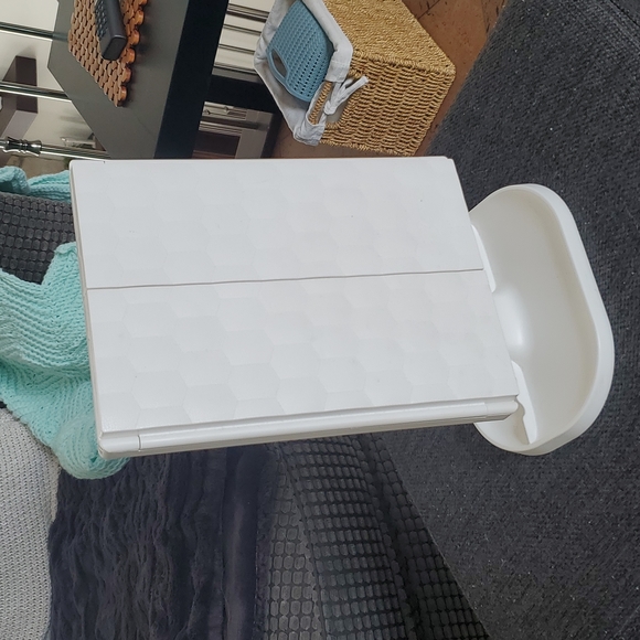 LED MAKEUP MIRROR - Picture 3 of 6